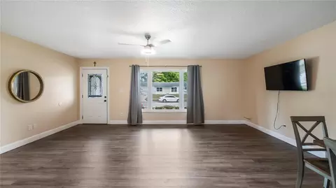 Living - 471 Northern Durango Ave, Ocoee, FL 34761 photo 3 of 3