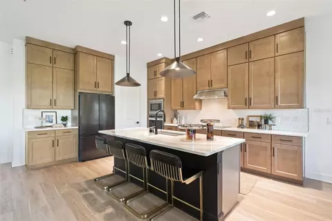 Kitchen - 6410 Trailblaze Bnd, Saint Cloud, FL 34771 photo 4 of 7