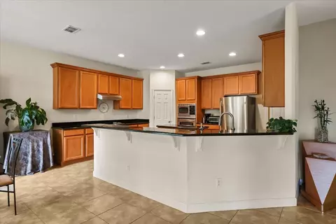 Kitchen - 2748 Palastro Way, Ocoee, FL 34761 photo 4 of 4