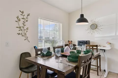 Dining - 220 Ridgecrest Loop, Minneola, FL 34715 photo 1 of 2