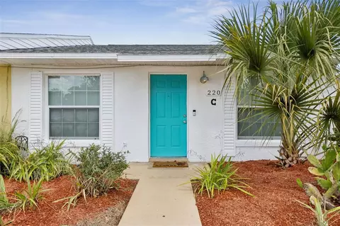 Exterior - 220 Ridgecrest Loop, Minneola, FL 34715 photo 3 of 8