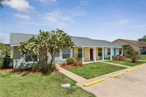 Exterior - 220 Ridgecrest Loop, Minneola, FL 34715 photo 1 of 8