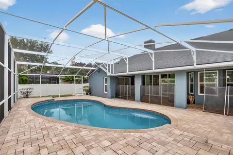 Exterior - 5232 Hammock Cir, Saint Cloud, FL 34771 photo 5 of 8