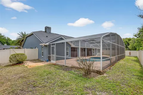 Exterior - 5232 Hammock Cir, Saint Cloud, FL 34771 photo 6 of 8
