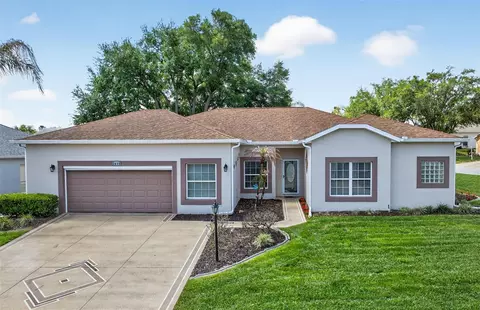 5036 Sawgrass Lake Cir, Leesburg, FL 34748