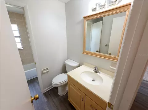 Bath - 905 Cedar Dr, Melbourne, FL 32901 photo 3 of 3