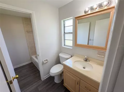 Bath - 905 Cedar Dr, Melbourne, FL 32901 photo 2 of 3