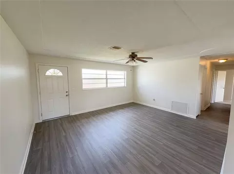 Living - 905 Cedar Dr, Melbourne, FL 32901 photo 1 of 4