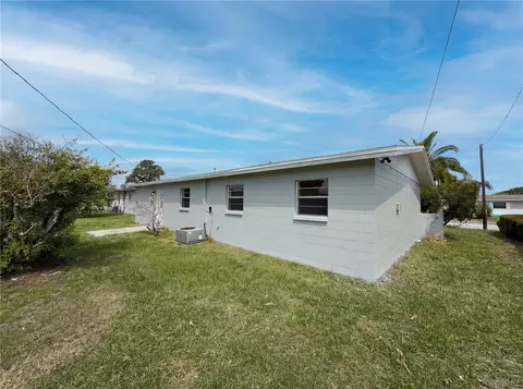 Exterior - 905 Cedar Dr, Melbourne, FL 32901 photo 2 of 3