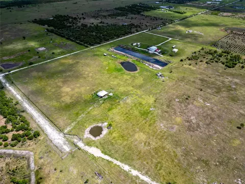 814 Dachshund Rd, Sebring, FL 33870