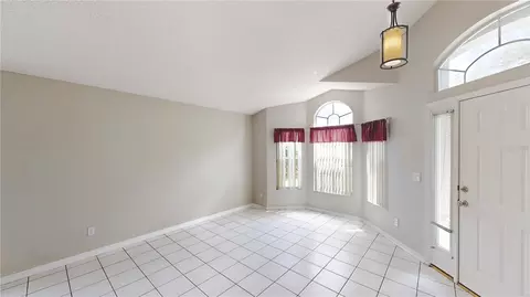 Living - 2401 Cliffdale St, Ocoee, FL 34761 photo 2 of 7