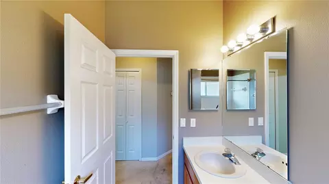 Bath - 2401 Cliffdale St, Ocoee, FL 34761 photo 2 of 2