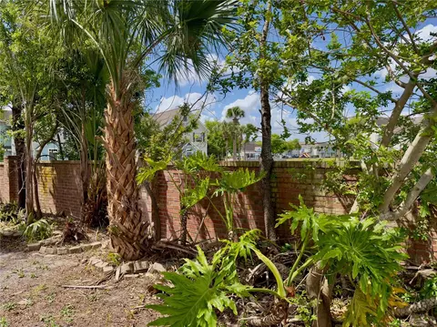 Exterior - 2401 Cliffdale St, Ocoee, FL 34761 photo 7 of 9