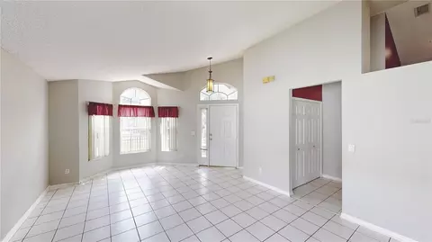 Living - 2401 Cliffdale St, Ocoee, FL 34761 photo 6 of 7