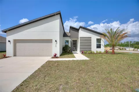 700 Desmoines Dr, Kissimmee, FL 34759