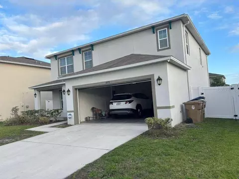 Exterior - 1872 Rustic Falls Dr, Kissimmee, FL 34744 photo 2 of 6