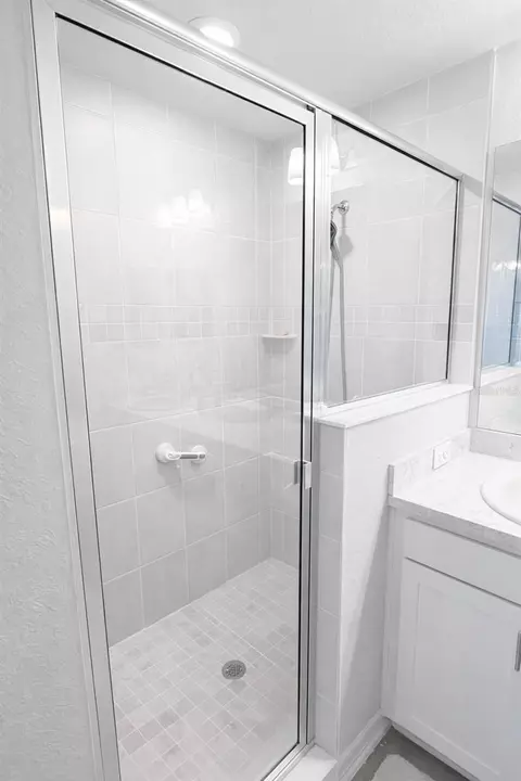 Bath - 7 Polermo Ave, Saint Cloud, FL 34771 photo 2 of 4