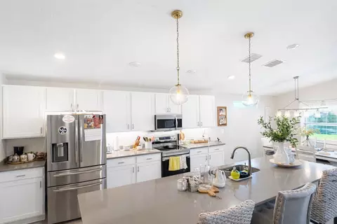 Kitchen - 7 Polermo Ave, Saint Cloud, FL 34771 photo 1 of 3