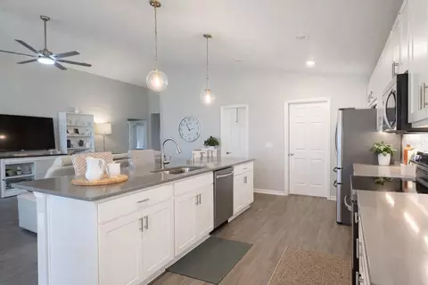 Kitchen - 7 Polermo Ave, Saint Cloud, FL 34771 photo 2 of 3