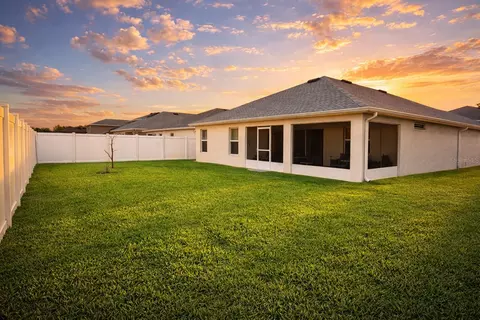 Exterior - 7 Polermo Ave, Saint Cloud, FL 34771 photo 6 of 7