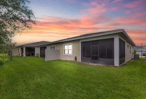 Exterior - 2303 Datura Loop, Saint Cloud, FL 34772 photo 4 of 8