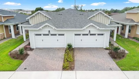 Exterior - 2303 Datura Loop, Saint Cloud, FL 34772 photo 5 of 8