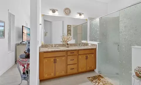 Bath - 2303 Datura Loop, Saint Cloud, FL 34772 photo 1 of 3