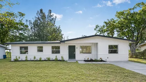 413 Country Club Dr, Oldsmar, FL 34677