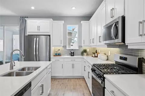 Kitchen - 1475 Seashore Cir, Celebration, FL 34747 photo 1 of 3