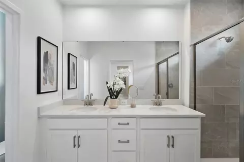 Bath - 1475 Seashore Cir, Celebration, FL 34747 photo 2 of 3