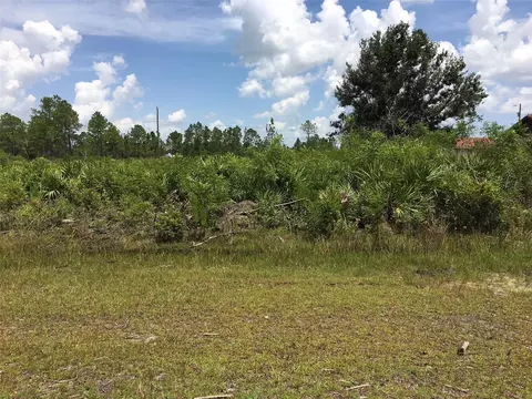 520 Belmonte Dr, Indian Lake Estates, FL 33855