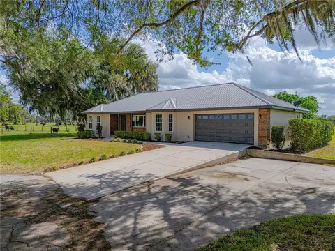 8197 Cr 736, Center Hill, FL 33514