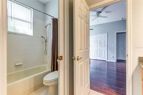 Bath - 918 Algare Loop, Windermere, FL 34786 photo 1 of 8