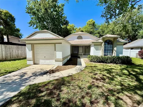 1720 Waterbeach Ct, Apopka, FL 32703