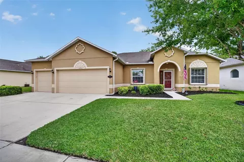 135 Stony Point Dr, Sebastian, FL 32958