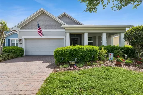 1641 Victoria Gardens Dr, Deland, FL 32724