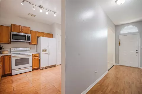 Entry Way - 2782 Andes Way, Saint Cloud, FL 34769 photo 6 of 10