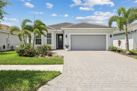 10004 Coral Shore Dr, Englewood, FL 34223