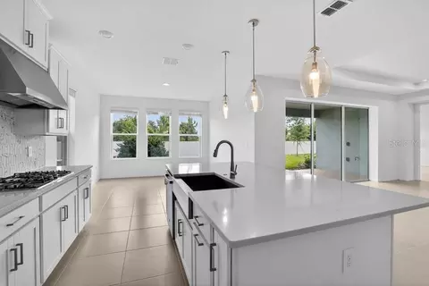 Kitchen - 957 Ladyfish Trl, Saint Cloud, FL 34771 photo 4 of 4