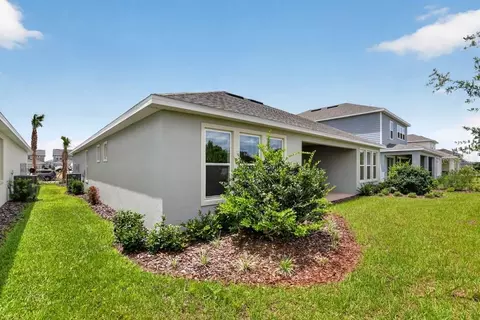 Exterior - 957 Ladyfish Trl, Saint Cloud, FL 34771 photo 4 of 7