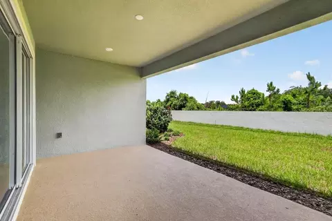 Exterior - 957 Ladyfish Trl, Saint Cloud, FL 34771 photo 2 of 7