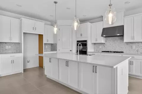 Kitchen - 957 Ladyfish Trl, Saint Cloud, FL 34771 photo 2 of 4