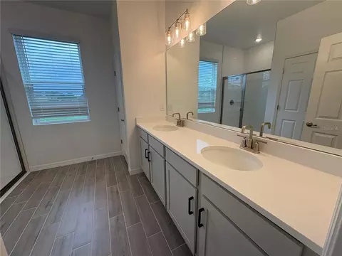 Bath - 1876 Columbus Path, Saint Cloud, FL 34771 photo 5 of 7