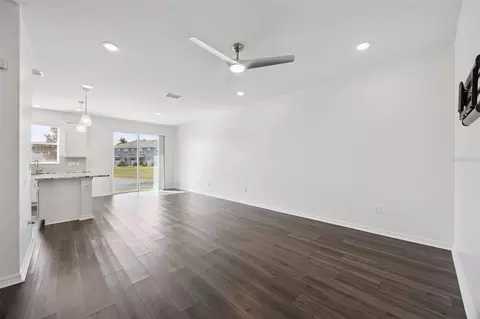 Living - 759 Spring Palms Loop, Orlando, FL 32828 photo 2 of 3
