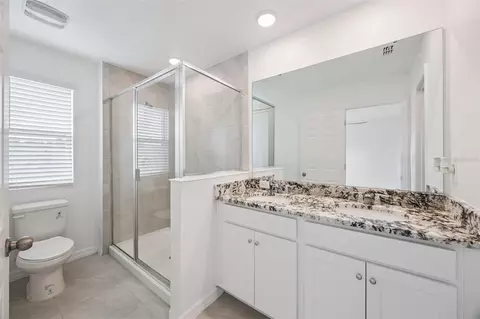 Bath - 759 Spring Palms Loop, Orlando, FL 32828 photo 2 of 3