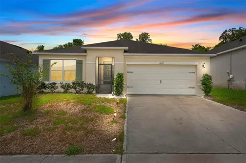 3007 Staten Dr, Deltona, FL 32738