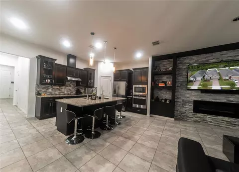 Kitchen - 4753 Riverwalk Dr, Saint Cloud, FL 34771 photo 2 of 4