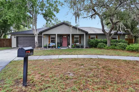 565 Chula Woods Ct, Chuluota, FL 32766