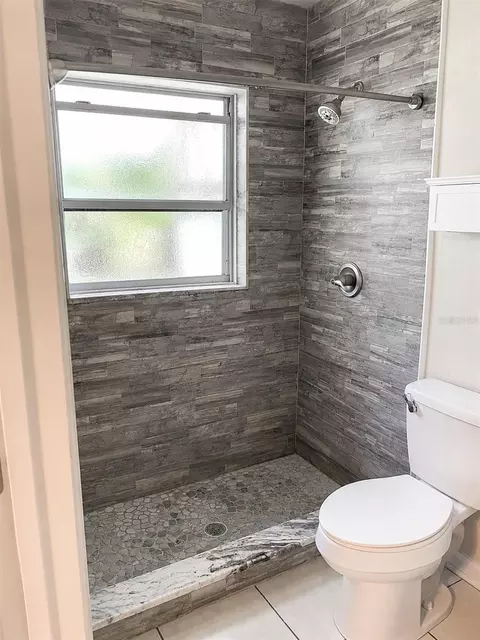 Bath - 3505 SE 33rd Ave, Ocala, FL 34471 photo 1 of 3