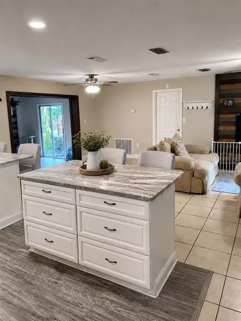 Kitchen - 3505 SE 33rd Ave, Ocala, FL 34471 photo 3 of 5